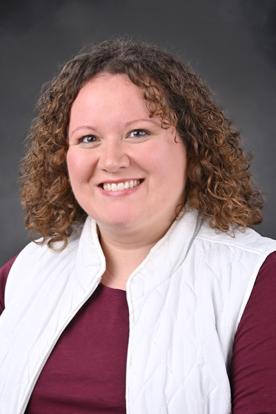 Katie Schaeffer McCool, FNP-C, Internal Medicine Farmington